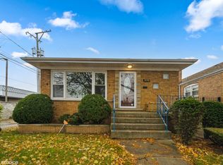 8715 S Dante Ave, Chicago, IL 60619