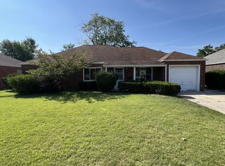 27340 Forestview Ave, Euclid, OH 44132