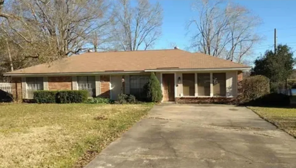 38 Fair Oaks Cir