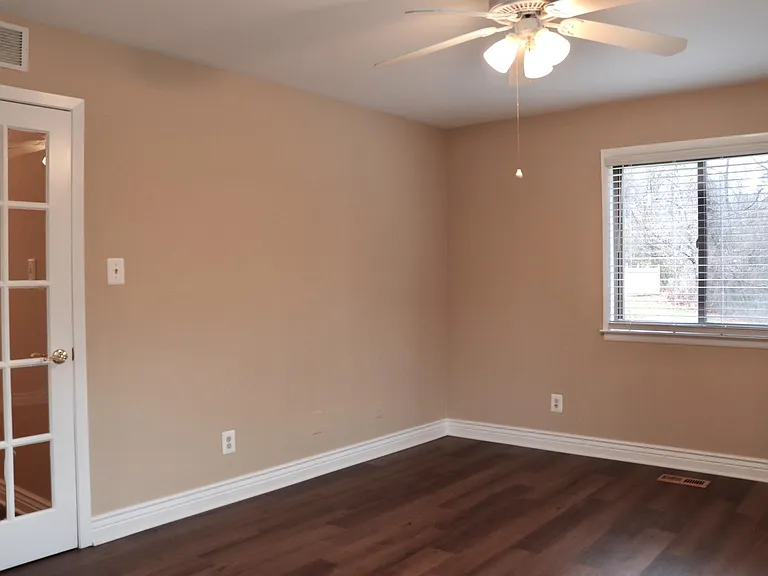103 Woodhollow Dr — Photo 10