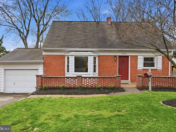 2101 York Dr, Woodbridge, VA 22191