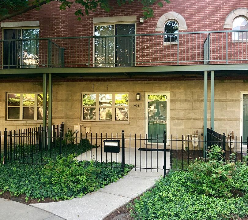 1st image of 4530 S Woodlawn Ave Unit 607