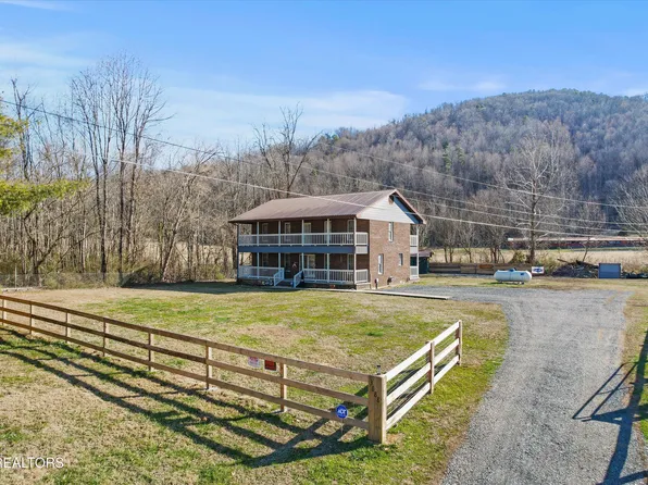 3888 Cosby Hwy, Cosby, TN 37722