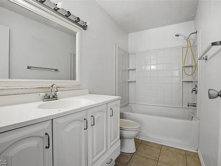 3704 Broadway #310 — Photo 10