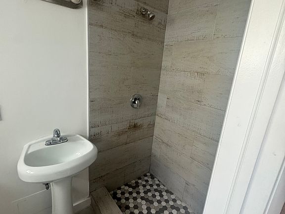 2nd image of 7800 NW 2nd Ave APT 113