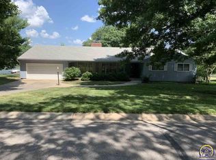 6712 SW Aylesbury Rd, Topeka, KS 66610