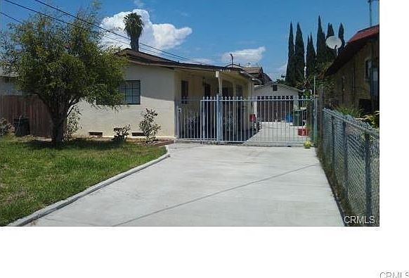 1st image of 4109 E 60th St
