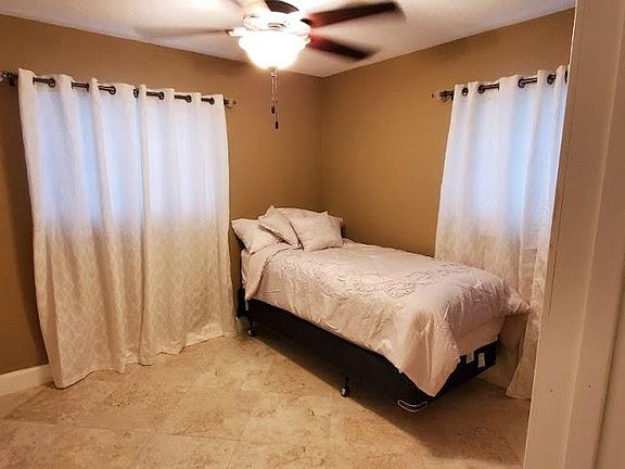 Bedroom #3 -Small bedroom with twin size bed