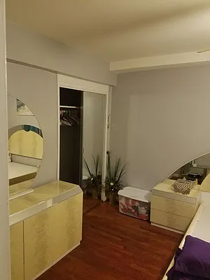 Sold by Vadkir Financial Services Inc | media 30