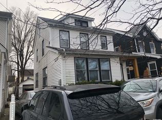 24316 145th Ave, Rosedale, NY 11422