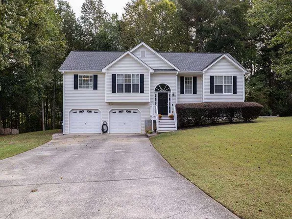 94 Fielding Grove Dr, Dallas, GA 30157