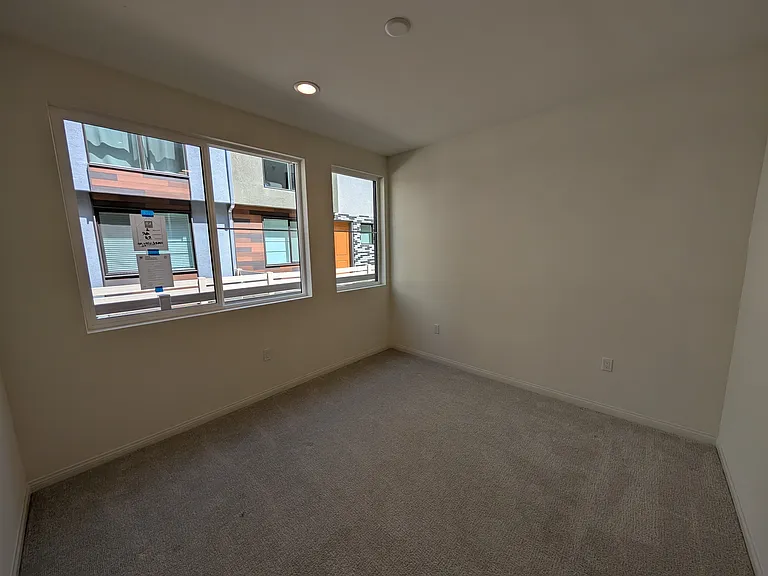 5868 Linden Ave #6 — Photo 11
