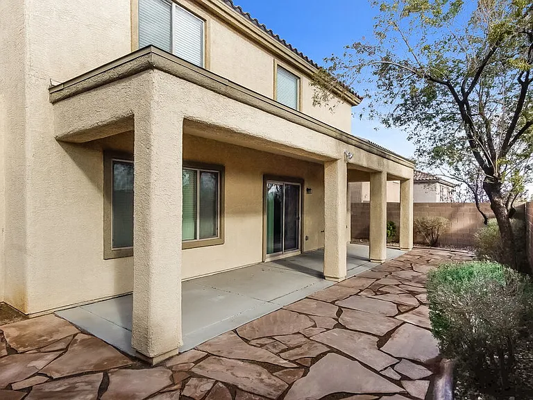 1038 Copper Palm Ct — Photo 17