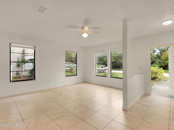 3rd image of 56 45th Ave