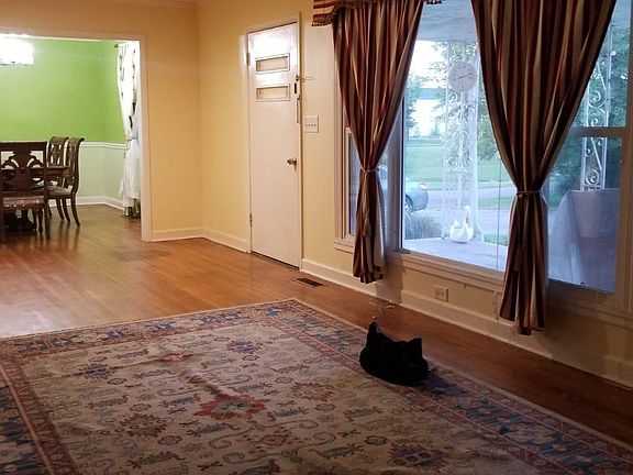 4th image of 98 Curtiswood Dr