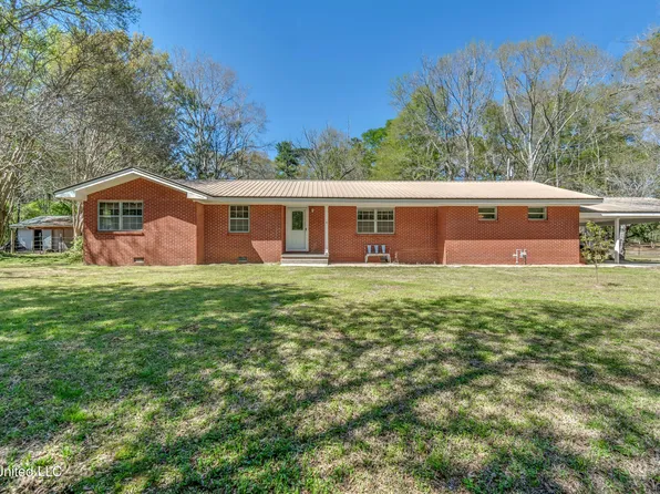 718 Highway 28 W, Mize, MS 39116