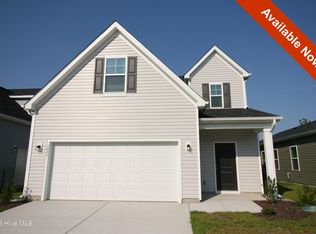 1095 Hanson Dr, Leland, NC 28451