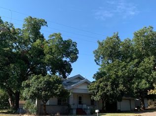 801 W Spring St, Weatherford, TX 76086