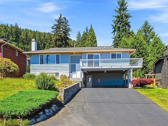 3rd image of 1218 Chamberlain Dr