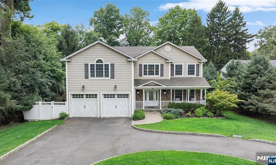 1st image of 42 Spring Valley Road