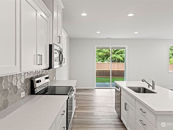 5th image of 7054 Quinn Court SE