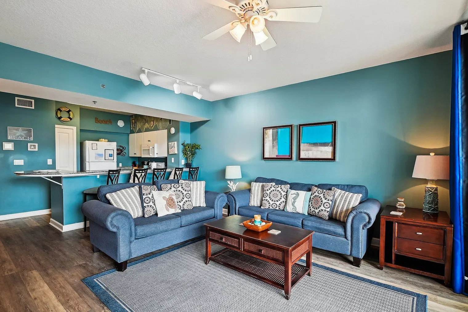 1 bed, 2.0 bath, 914 sqft, $3,229 — Photo 4