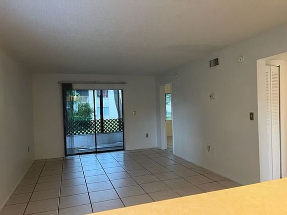5th image of 2545 Myrtle Ave #Myrt2545c