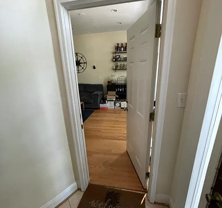 Unit Entrance