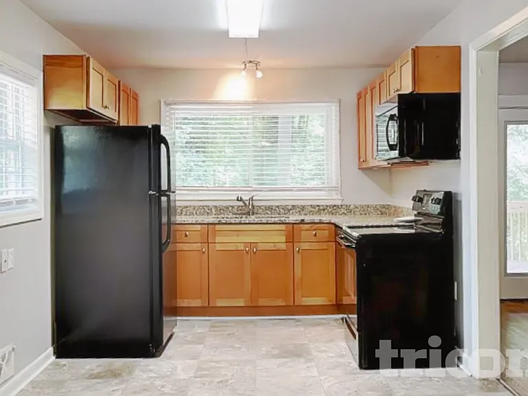 381 Waterford Rd NW — Photo 8