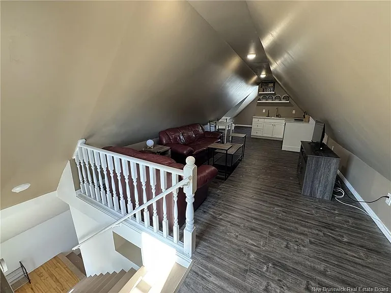 318 Main St #G — Photo 4
