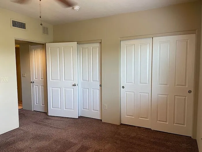 1435 W Kilburn St #2102 — Photo 19
