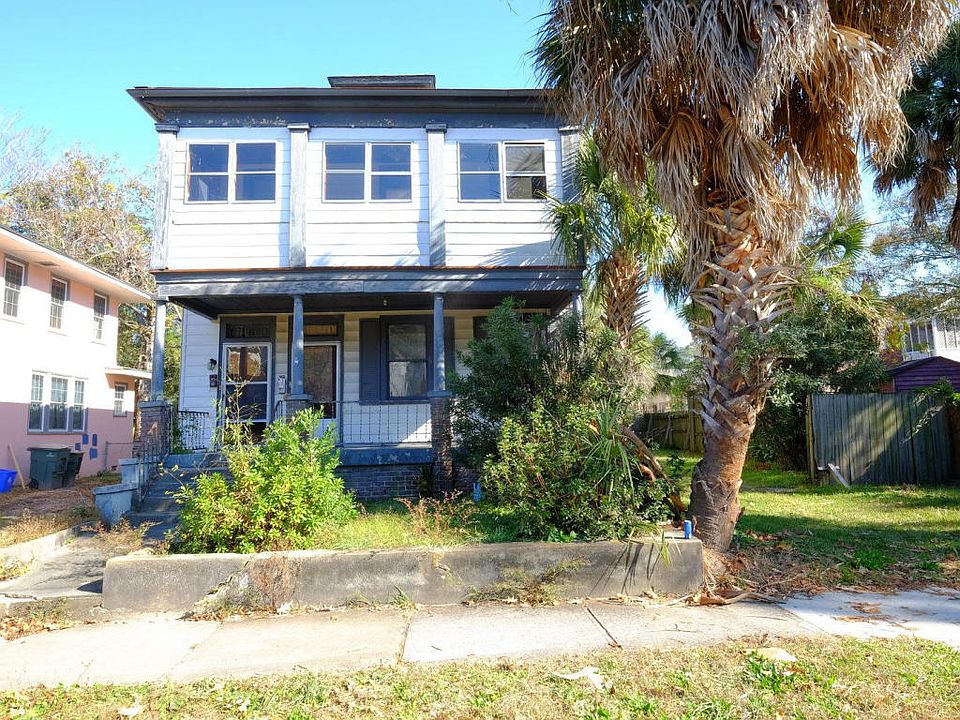 2nd image of 4 Wesson Ave