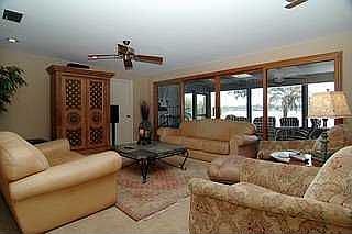 4th image of 11319 Carrollwood Dr
