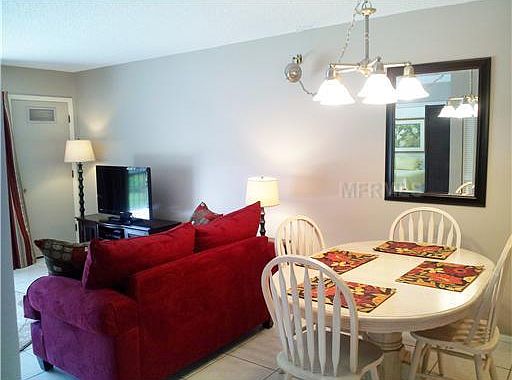 3rd image of 4640 Ringwood Mdw #32