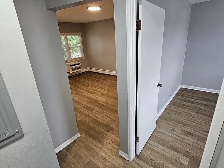 1442 S Central Ave #14 — Photo 8