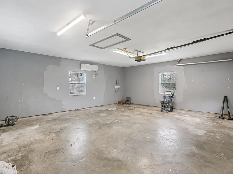 3919 Galway Ln — Photo 14