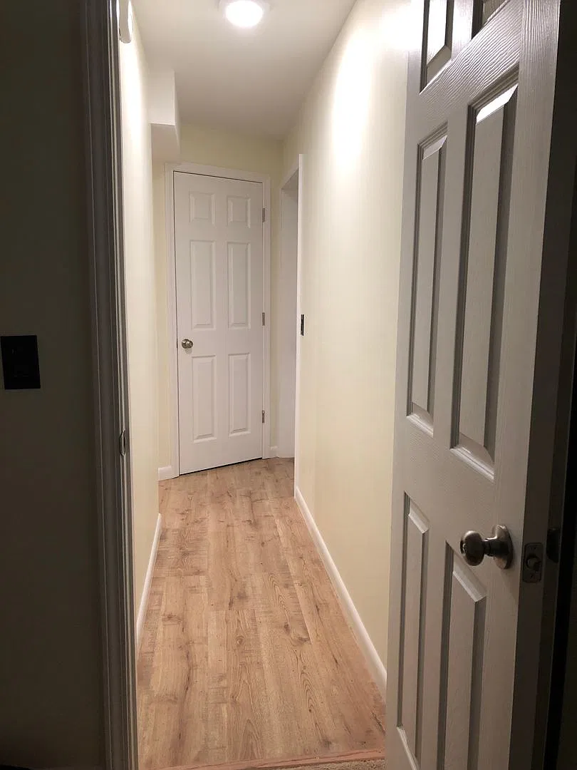 1/1 Downstairs apartment — Photo 2