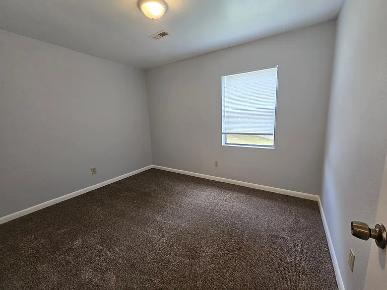 2710 Ingram Rd — Photo 7
