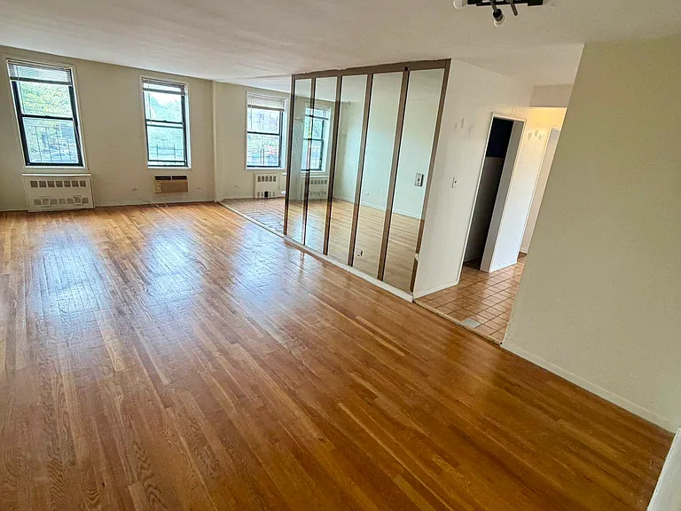 2922 Nostrand Ave #B — Photo 1