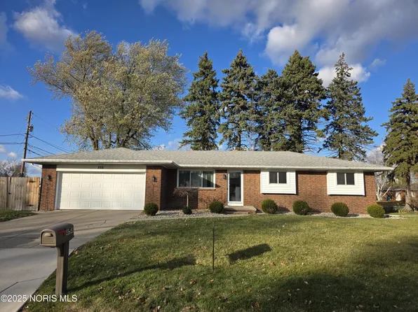 858 Athens Rd, Oregon, OH 43616