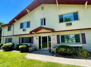 N113W15511 Francese Dr APT 7, Germantown, WI 53022