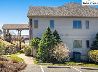 575 Craggy Point APT 13-C, Banner Elk, NC 28604