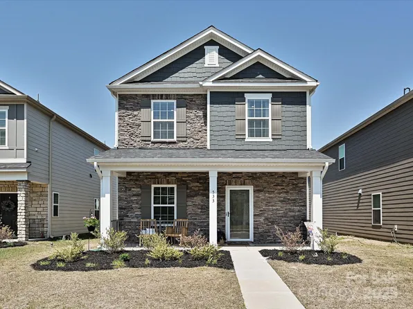 533 Cedar Knoll Cir, Pineville, NC 28134