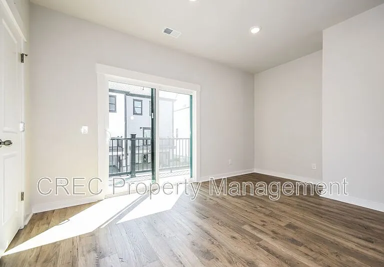 596 Scholar Way — Photo 8