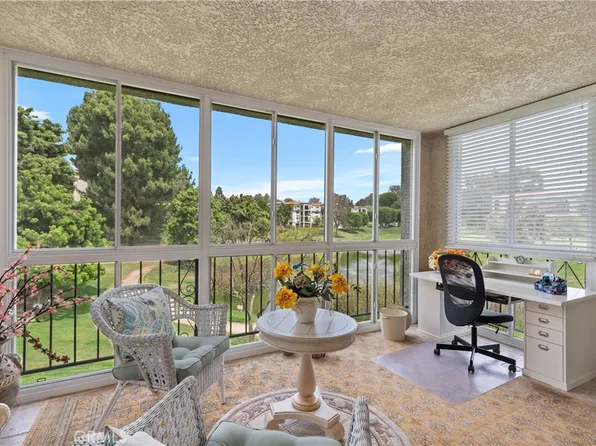 5515 Paseo Del Lago W APT 1D, Laguna Woods, CA 92637