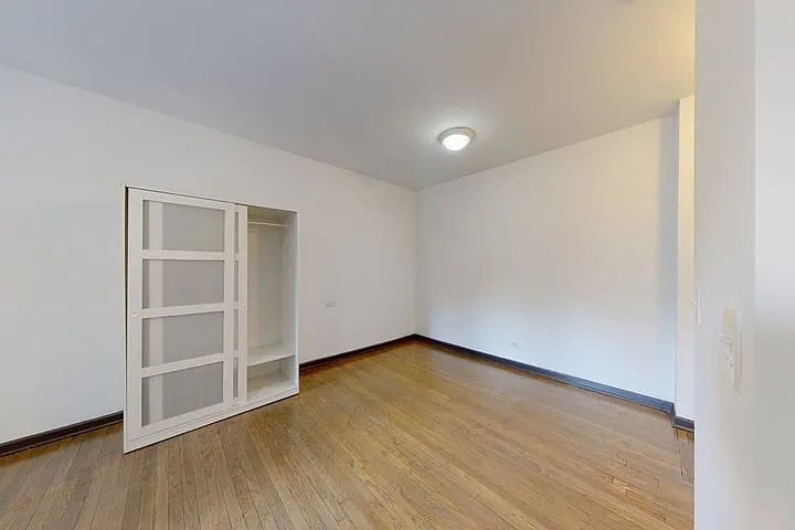 5300 S. Drexel Avenue — Photo 17