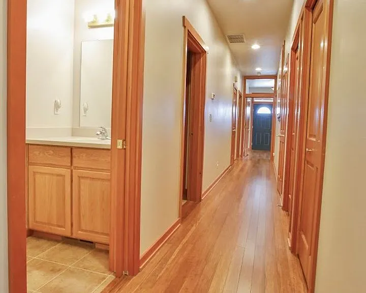 2385 Lake Forest Dr — Photo 23