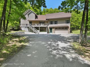 239 Salisbury Tpke, Rhinebeck, NY 12572