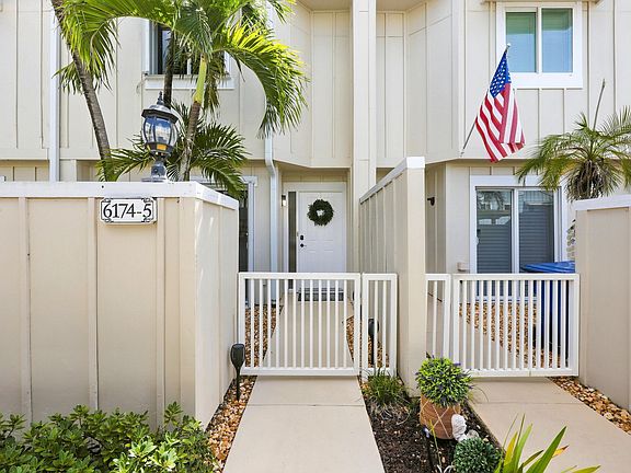 3rd image of 6174 RIVERWALK Lane #5