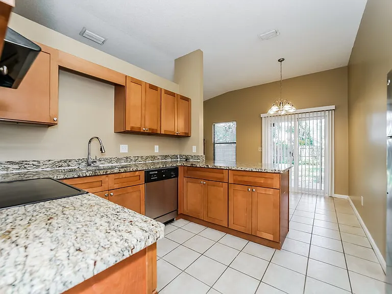 2244 Aspen Ridge Ct — Photo 7